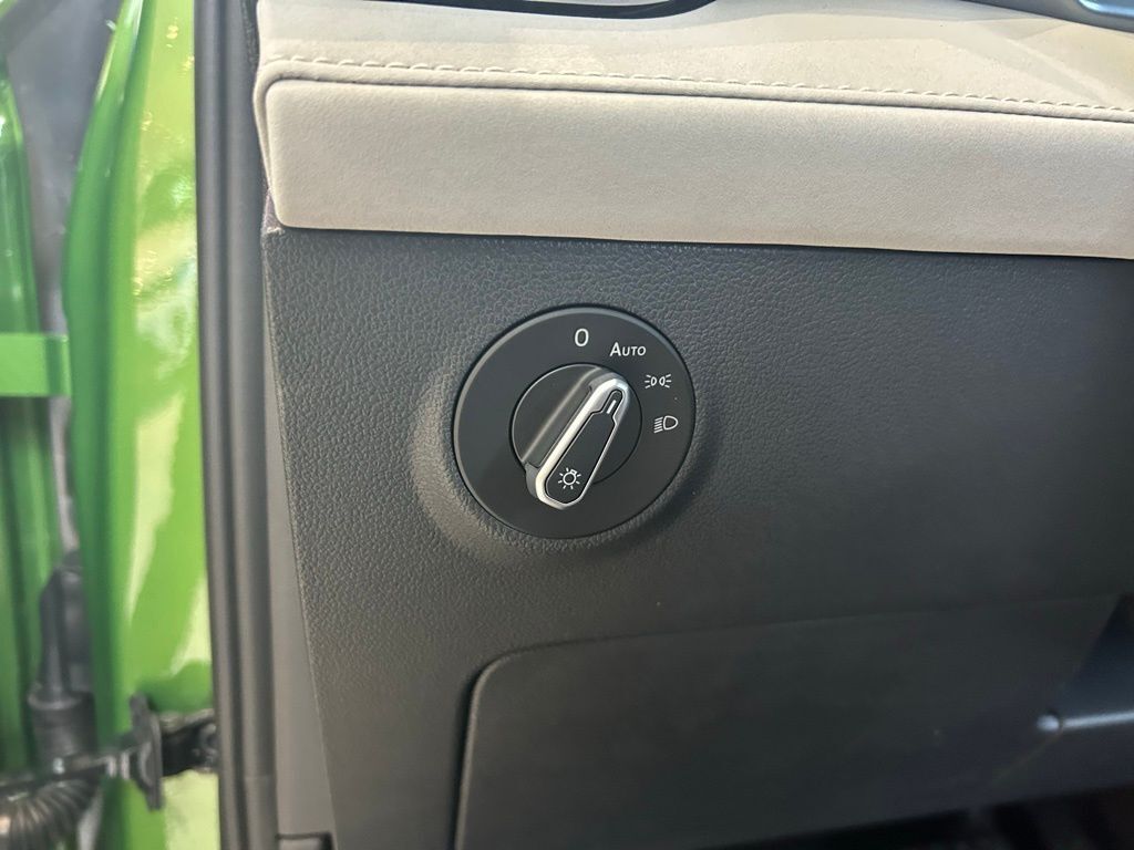 2025 Volkswagen Taos 1.5T SE Tampa FL