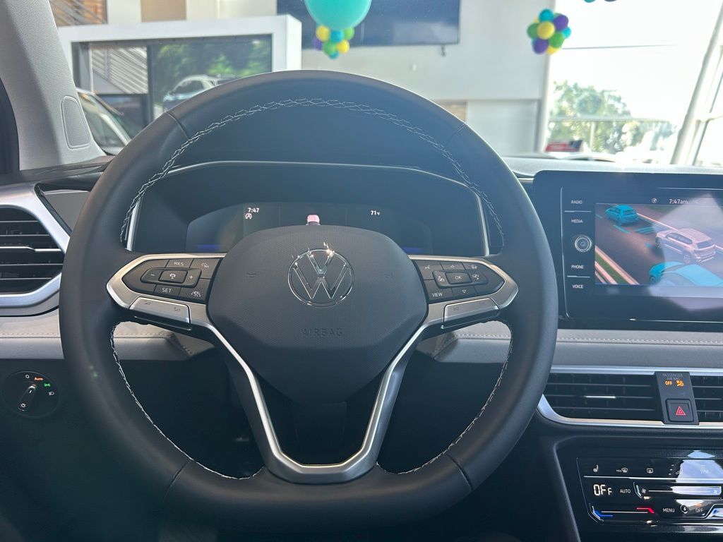 2025 Volkswagen Taos 1.5T SE Tampa FL