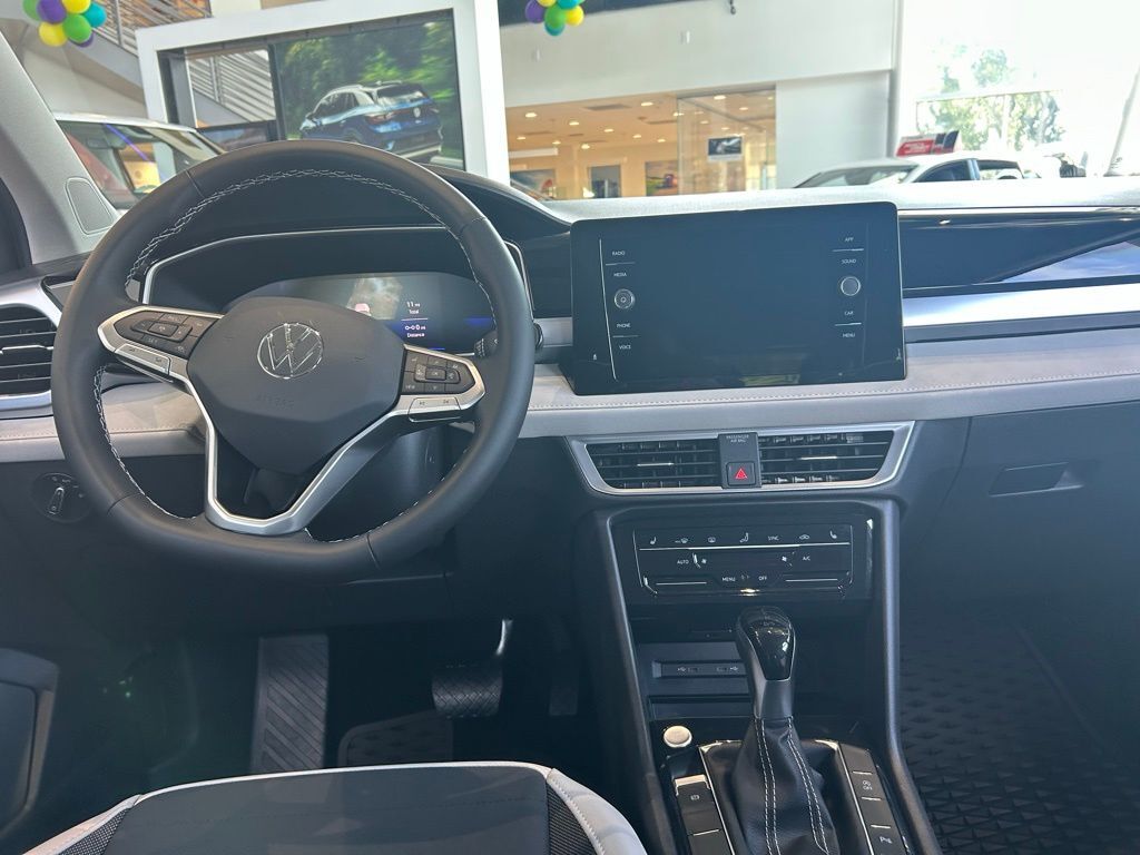 2025 Volkswagen Taos 1.5T SE Tampa FL