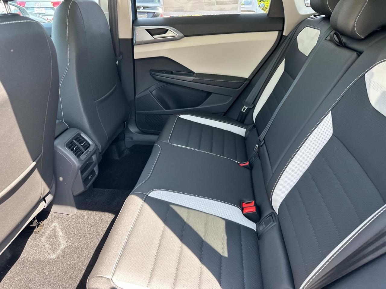2025 Volkswagen Taos 1.5T SEL Woodbridge VA