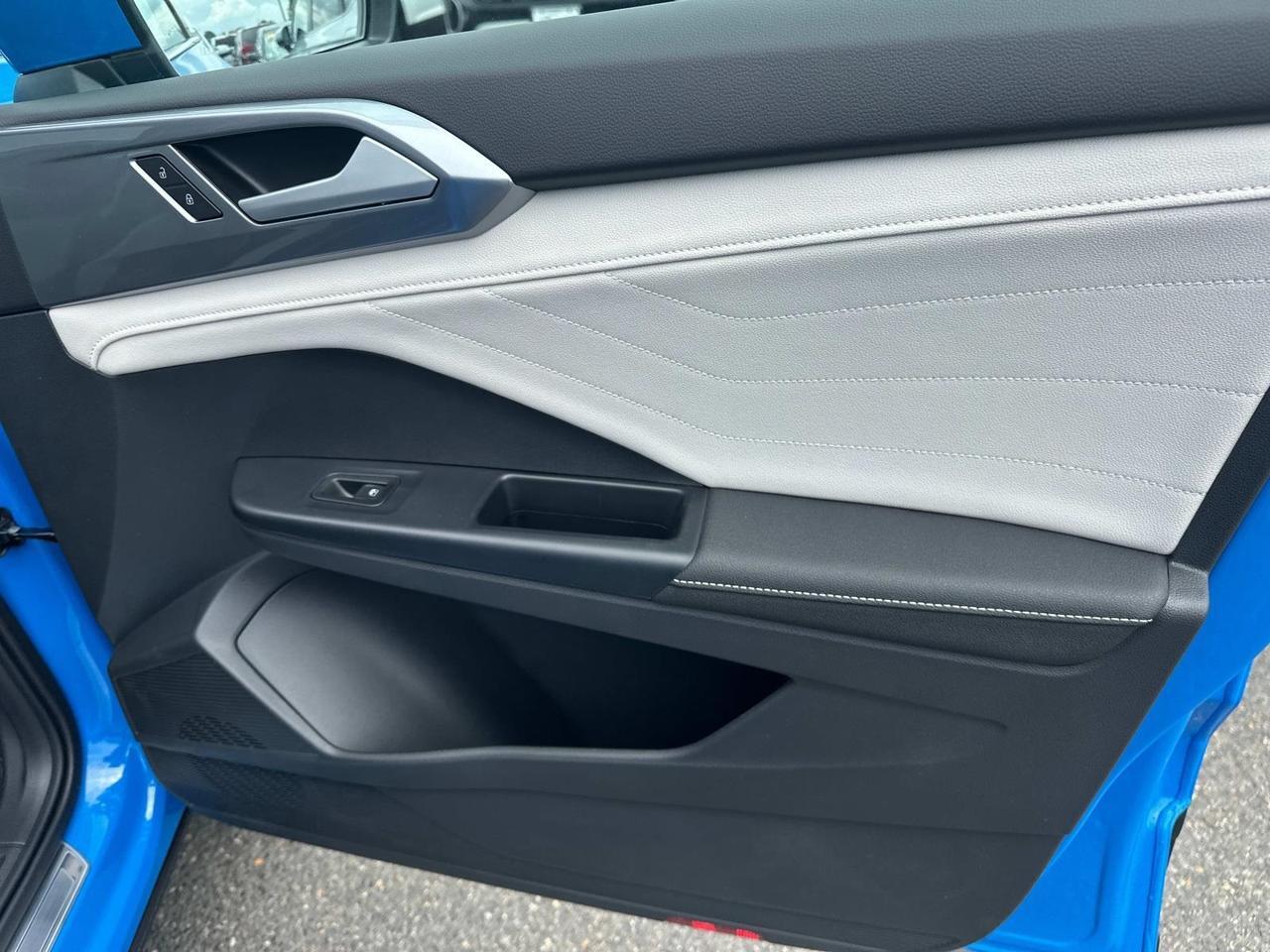 2025 Volkswagen Taos 1.5T SEL Woodbridge VA