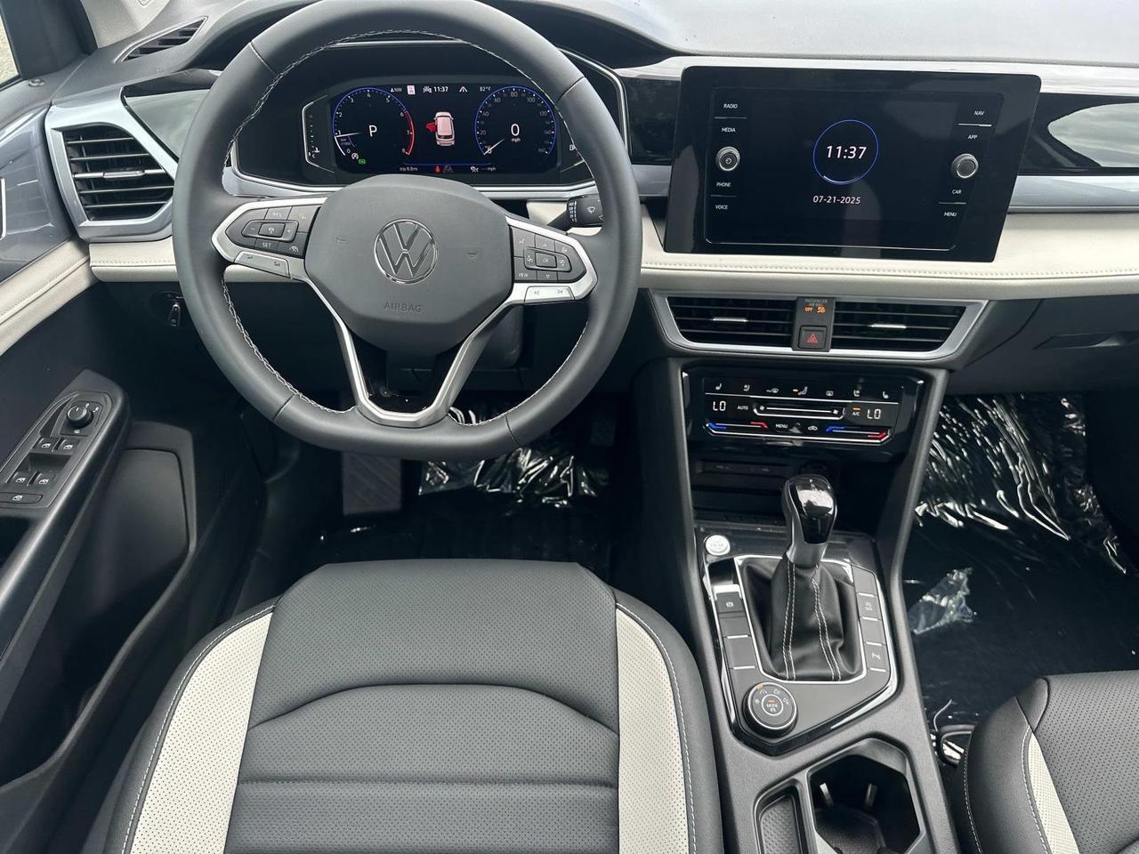 2025 Volkswagen Taos 1.5T SEL Woodbridge VA