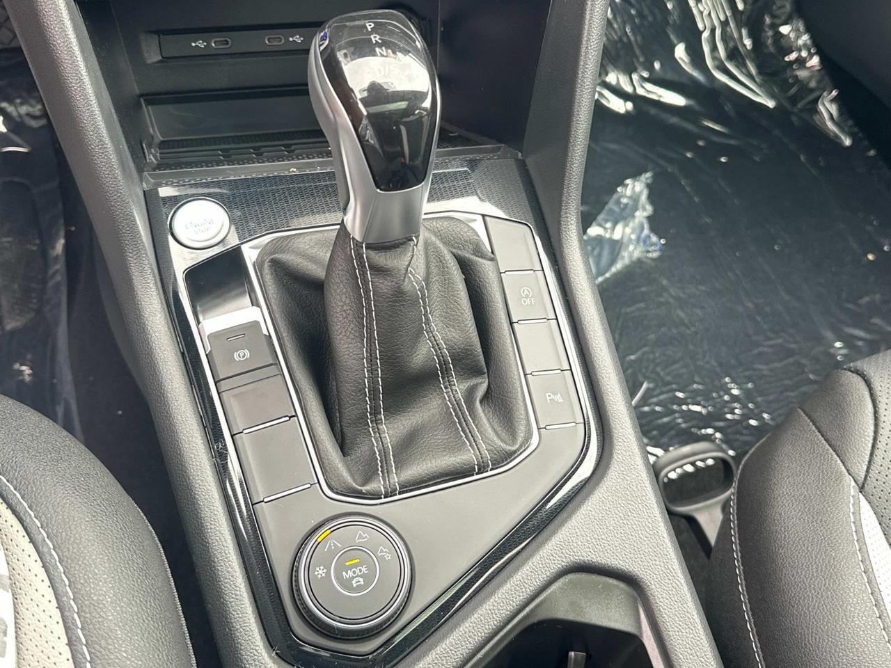 2025 Volkswagen Taos 1.5T SEL Woodbridge VA