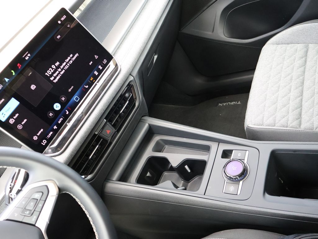 2025 Volkswagen Tiguan 2.0T S