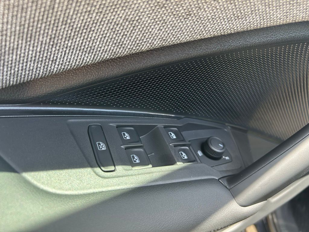 2025 Volkswagen Tiguan 2.0T S Tampa FL