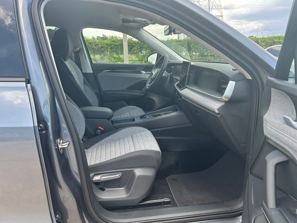 2025 Volkswagen Tiguan 2.0T S Tampa FL