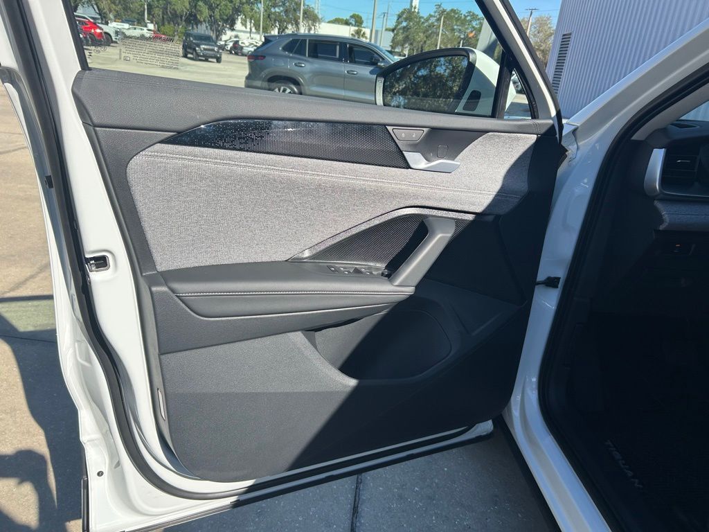 2025 Volkswagen Tiguan 2.0T S Tampa FL