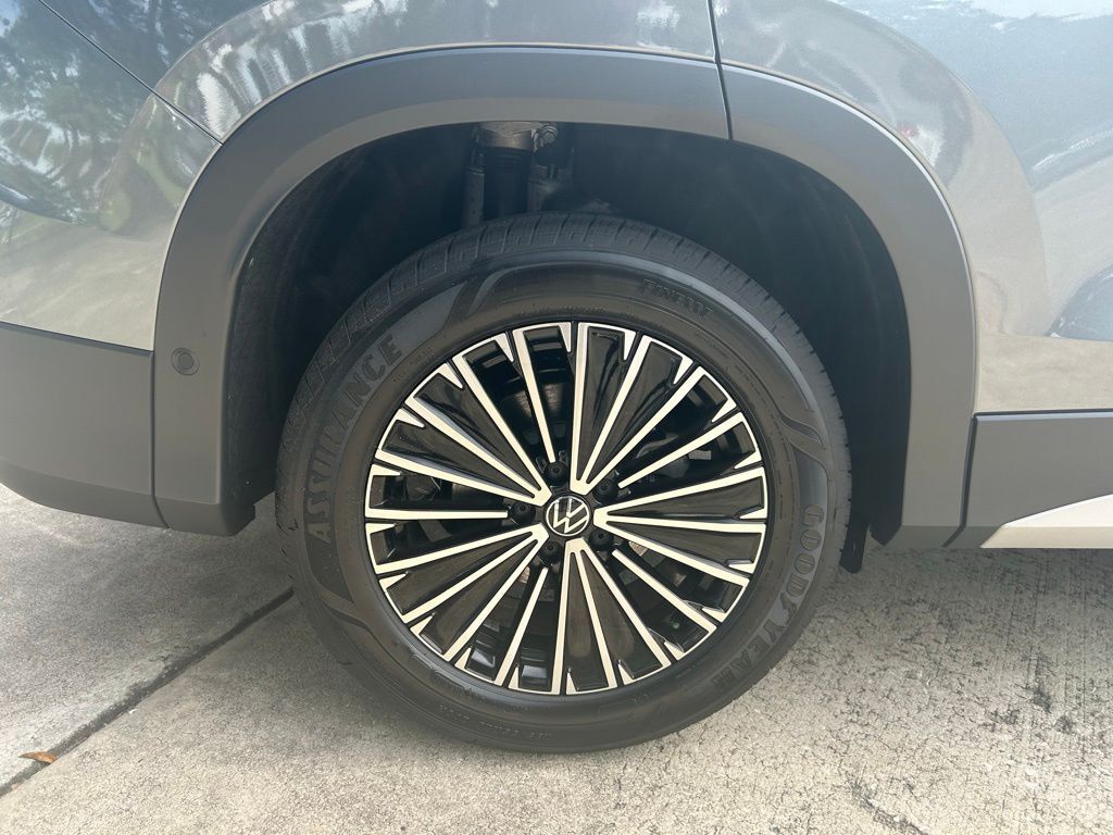 2025 Volkswagen Tiguan 2.0T S Tampa FL