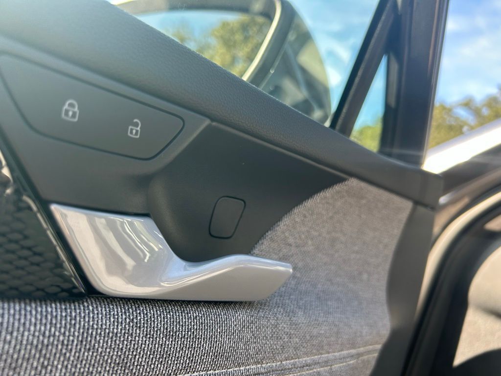 2025 Volkswagen Tiguan 2.0T S Tampa FL