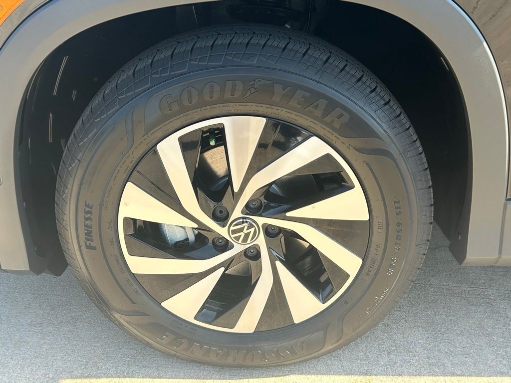 2025 Volkswagen Tiguan 2.0T S Tampa FL