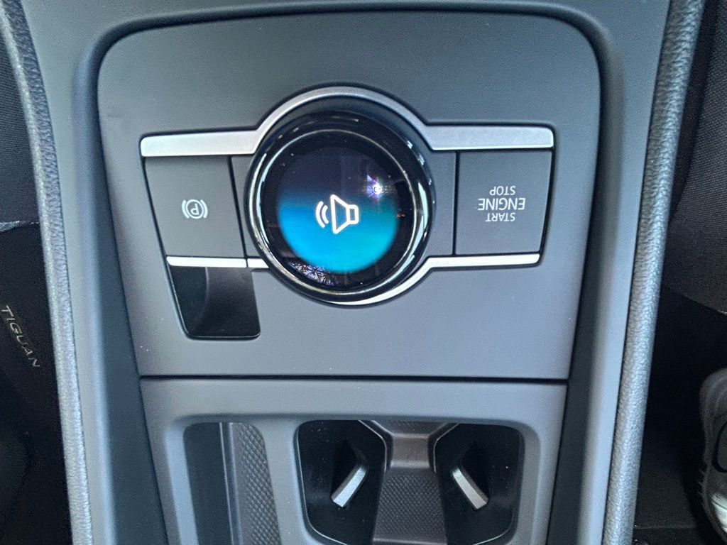 2025 Volkswagen Tiguan 2.0T S Tampa FL