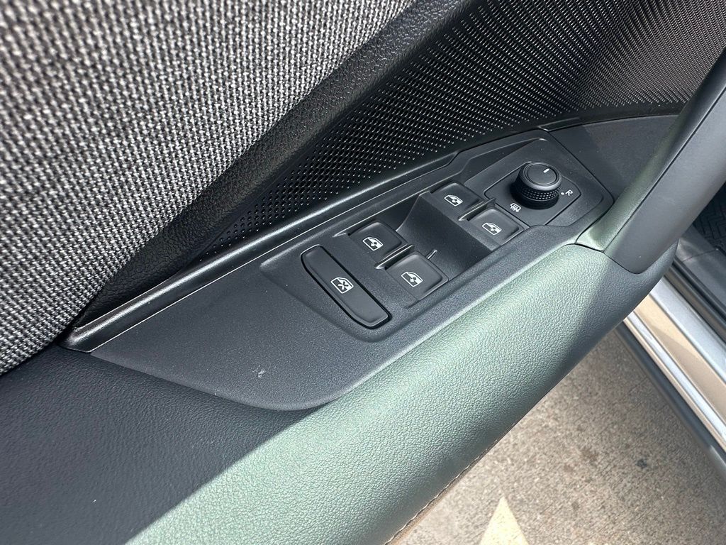 2025 Volkswagen Tiguan 2.0T S Tampa FL
