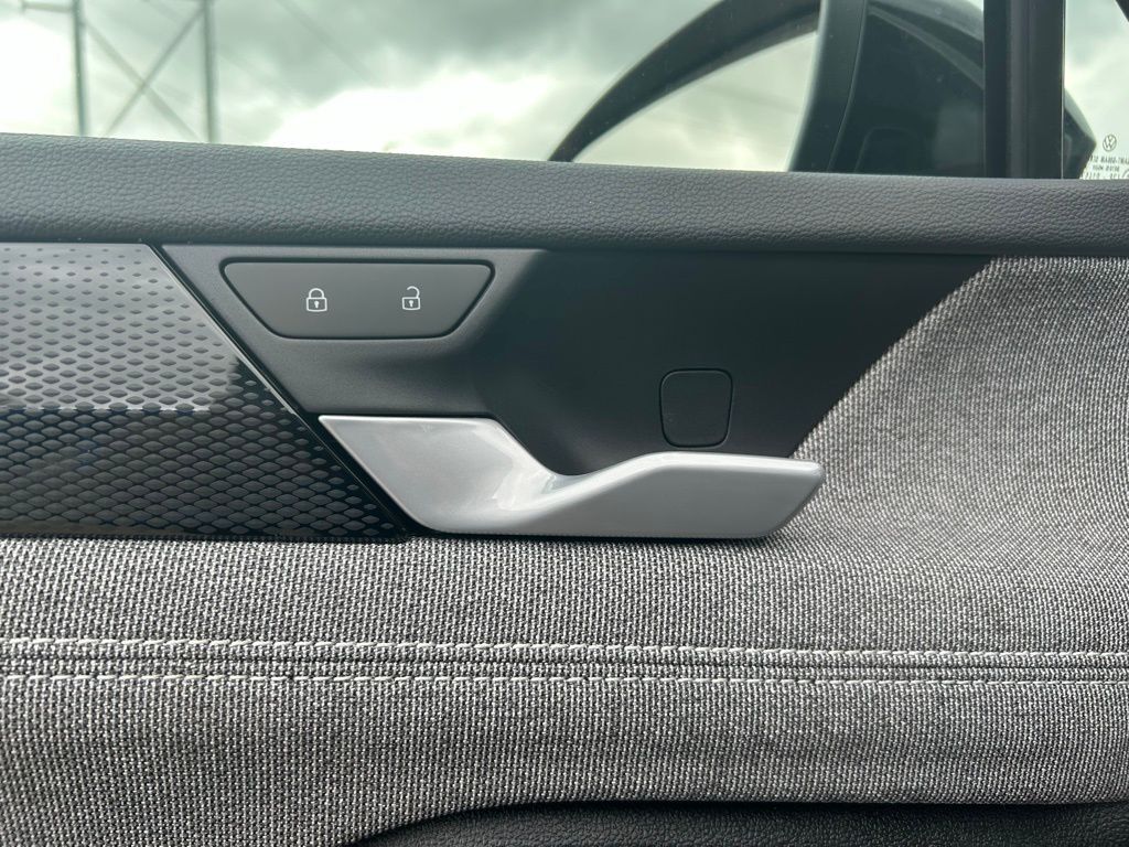 2025 Volkswagen Tiguan 2.0T S Tampa FL