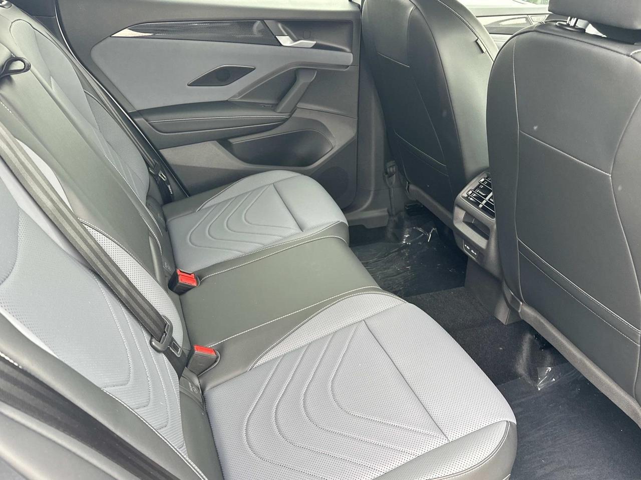 2025 Volkswagen Tiguan 2.0T SE R-Line Black Woodbridge VA
