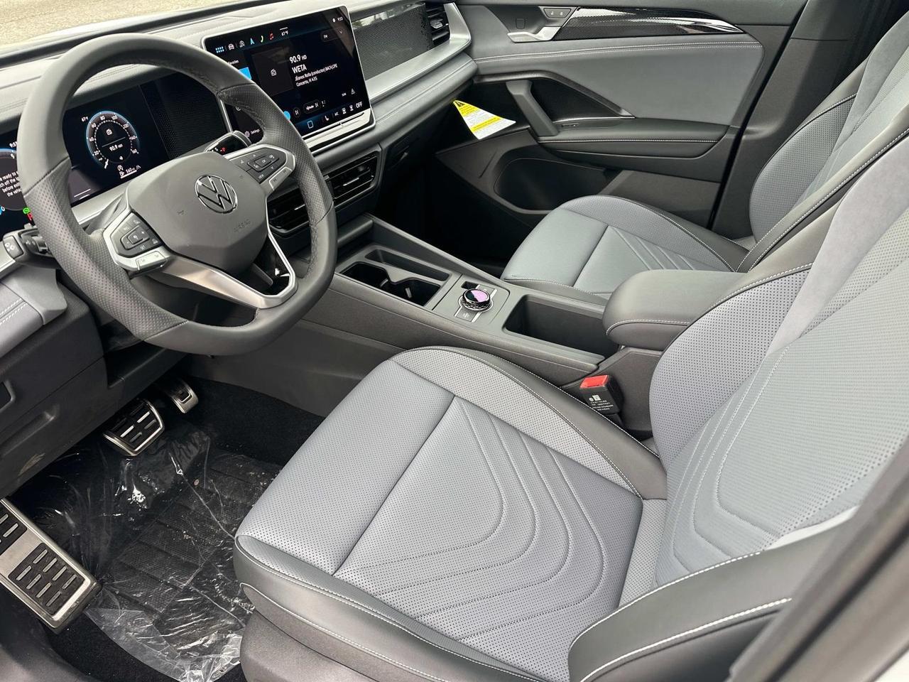 2025 Volkswagen Tiguan 2.0T SE R-Line Black Woodbridge VA