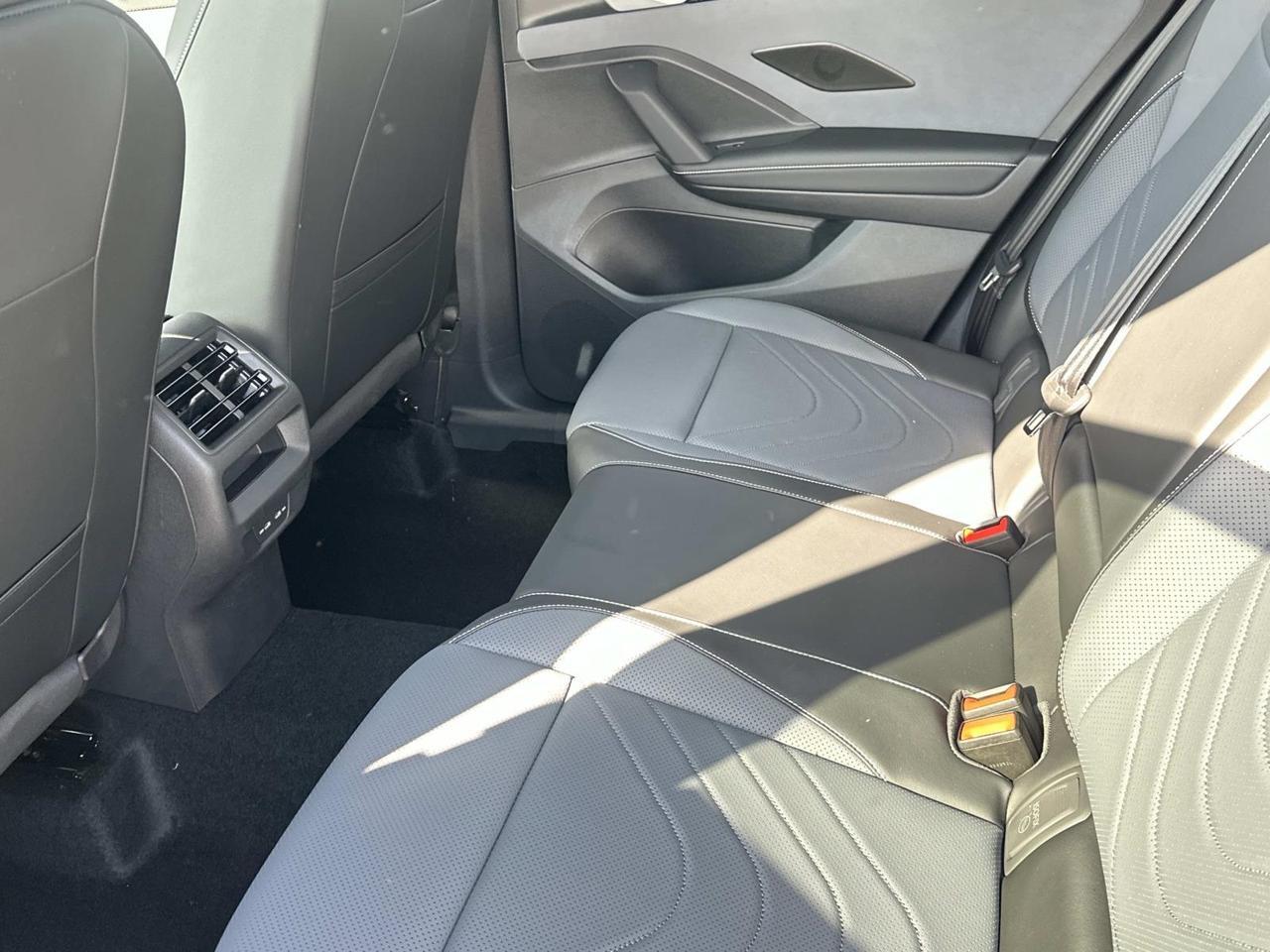 2025 Volkswagen Tiguan 2.0T SE R-Line Black Woodbridge VA