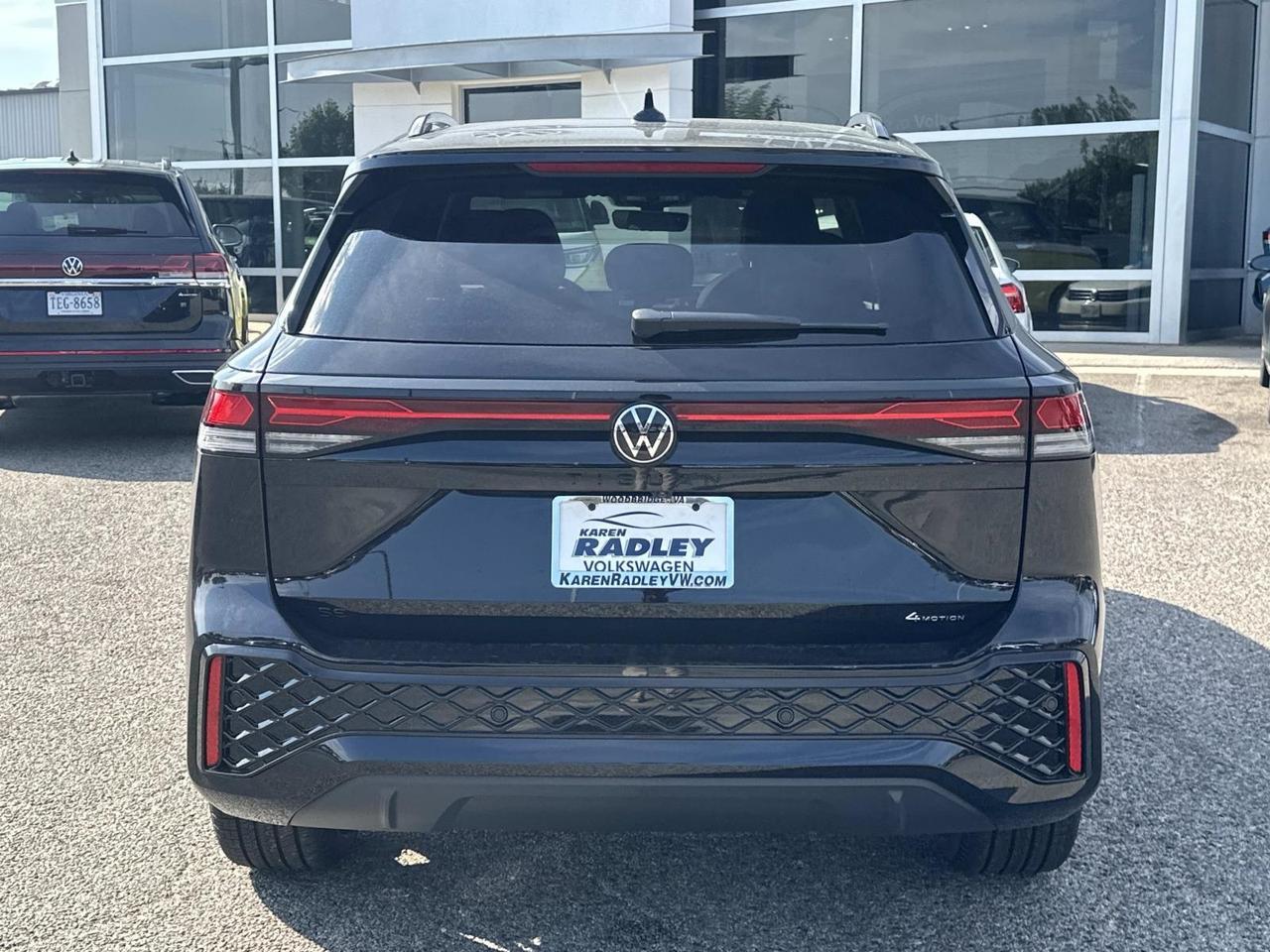 2025 Volkswagen Tiguan 2.0T SE R-Line Black Woodbridge VA