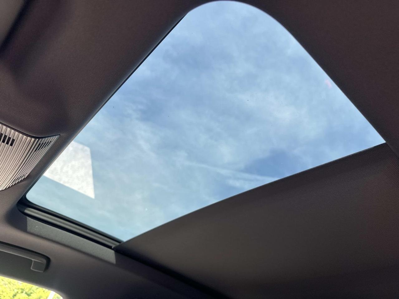 2025 Volkswagen Tiguan 2.0T SE R-Line Black Woodbridge VA