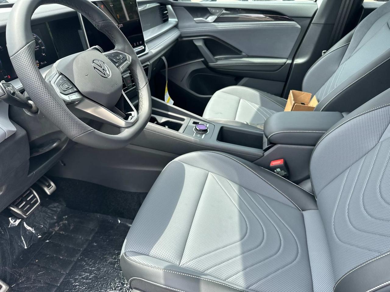 2025 Volkswagen Tiguan 2.0T SE R-Line Black Woodbridge VA