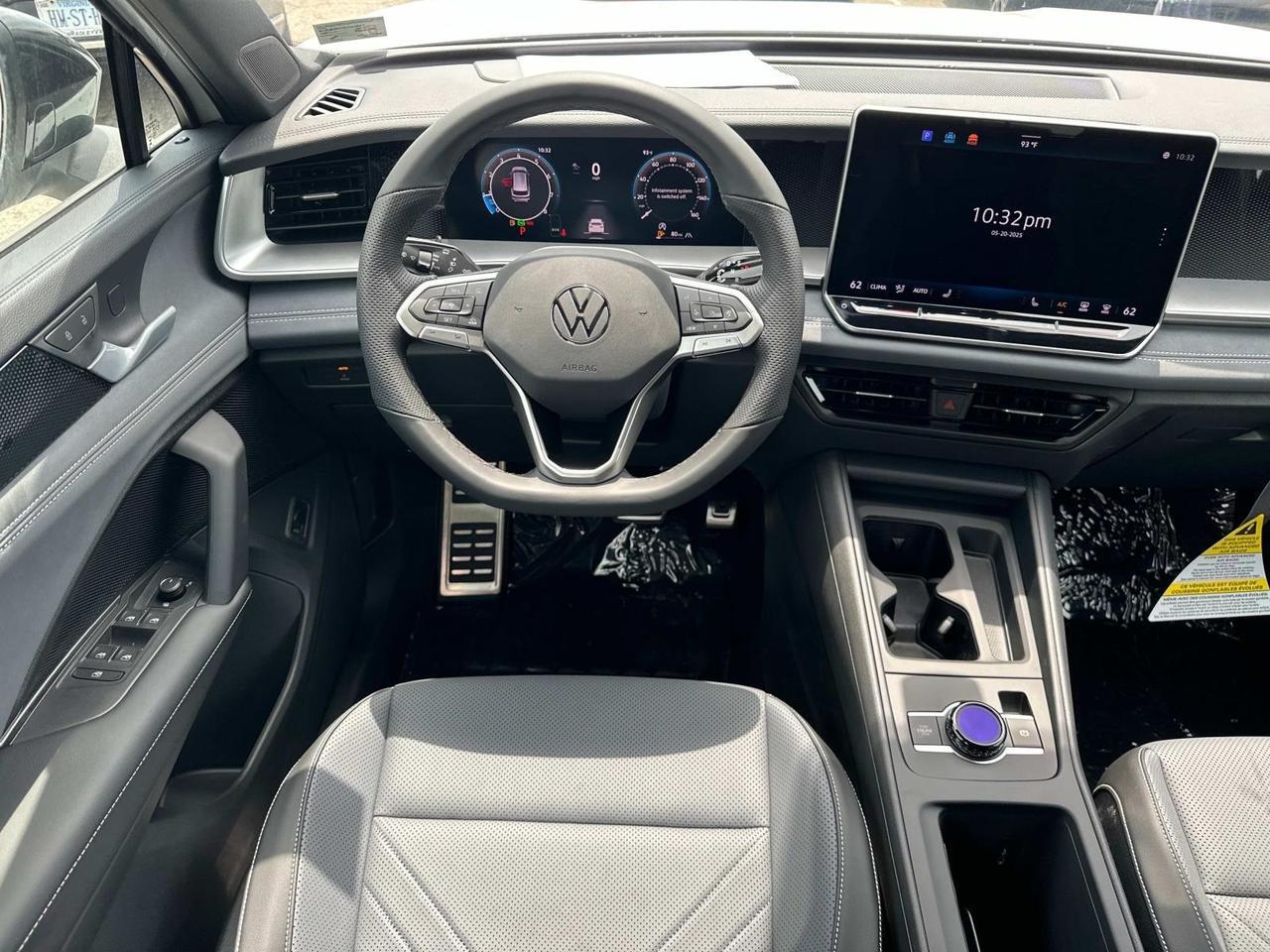 2025 Volkswagen Tiguan 2.0T SE R-Line Black Woodbridge VA