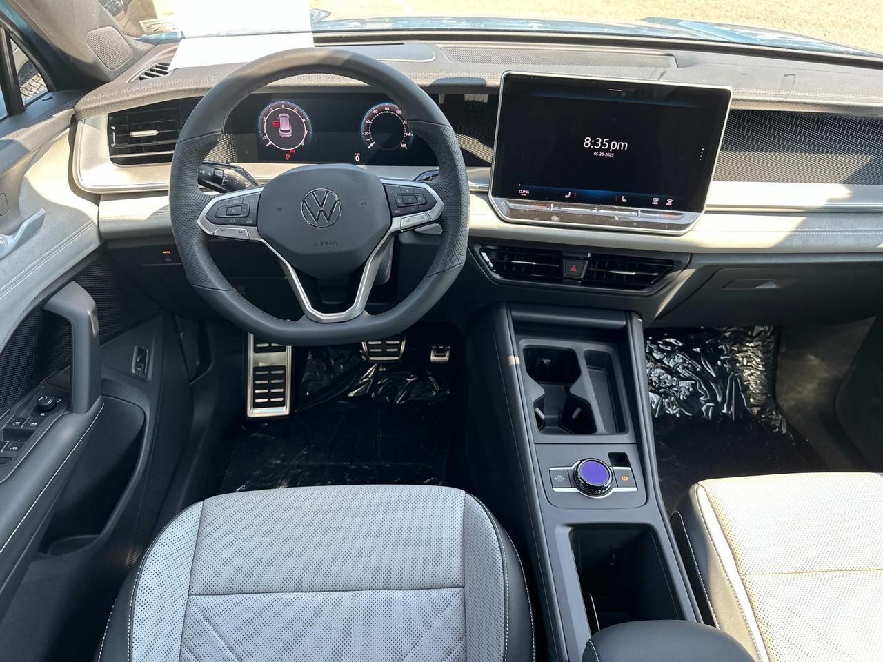 2025 Volkswagen Tiguan 2.0T SE R-Line Black Woodbridge VA