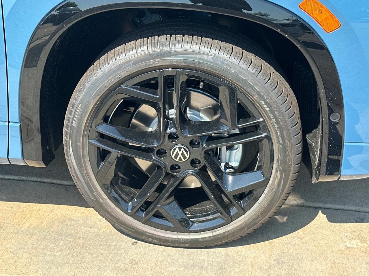 2025 Volkswagen Tiguan 2.0T SE R-Line Black Woodbridge VA