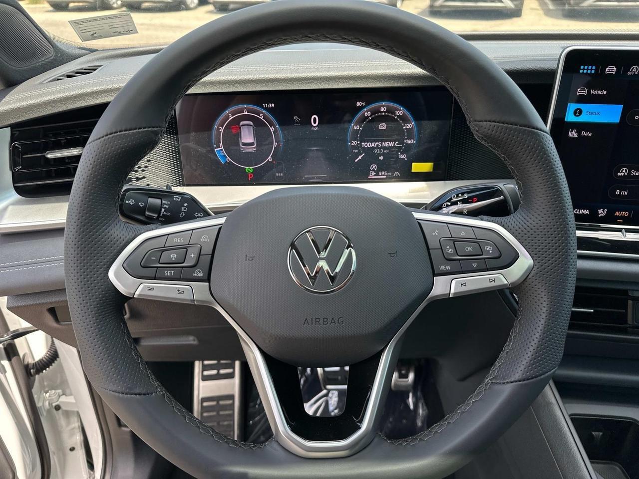 2025 Volkswagen Tiguan 2.0T SE R-Line Black Woodbridge VA