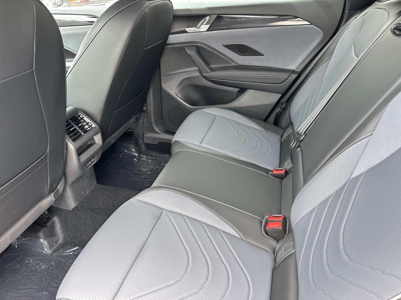 2025 Volkswagen Tiguan 2.0T SE R-Line Black Woodbridge VA