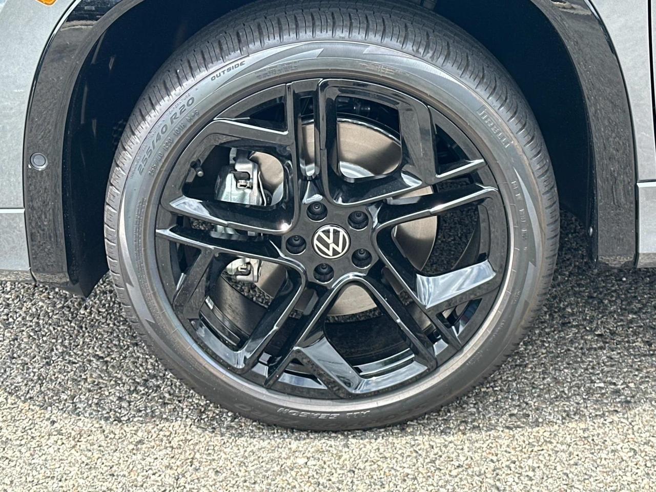 2025 Volkswagen Tiguan 2.0T SE R-Line Black Woodbridge VA