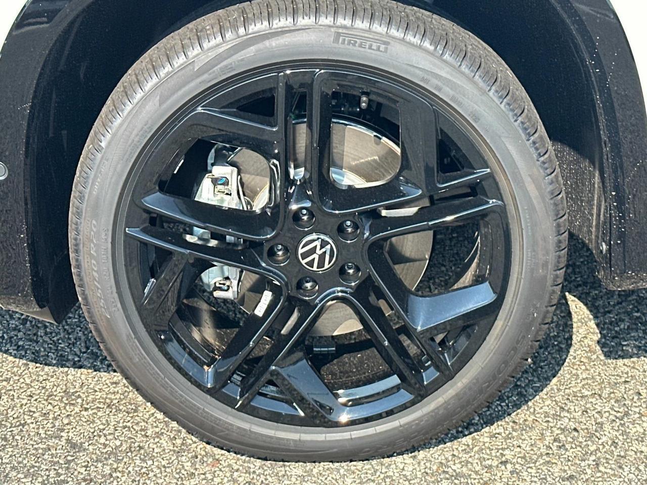 2025 Volkswagen Tiguan 2.0T SE R-Line Black Woodbridge VA