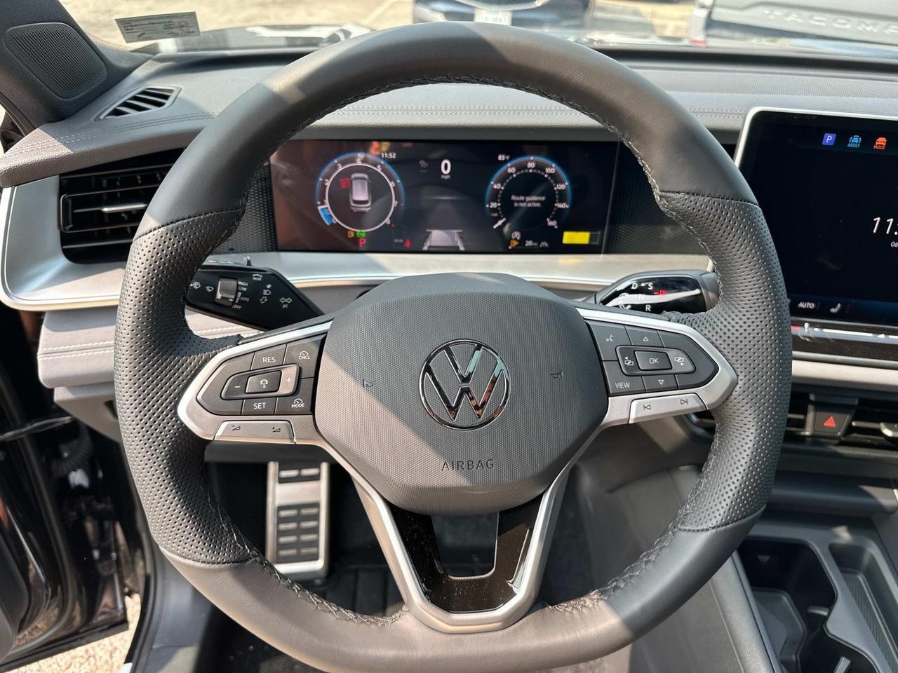 2025 Volkswagen Tiguan 2.0T SE R-Line Black Woodbridge VA