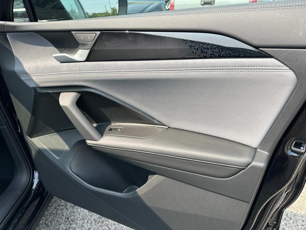 2025 Volkswagen Tiguan 2.0T SE R-Line Black Woodbridge VA