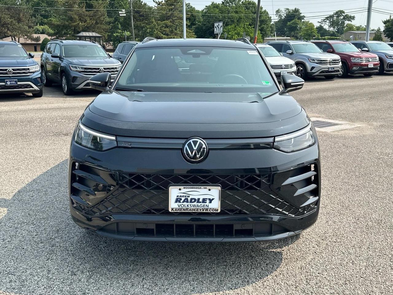 2025 Volkswagen Tiguan 2.0T SE R-Line Black Woodbridge VA