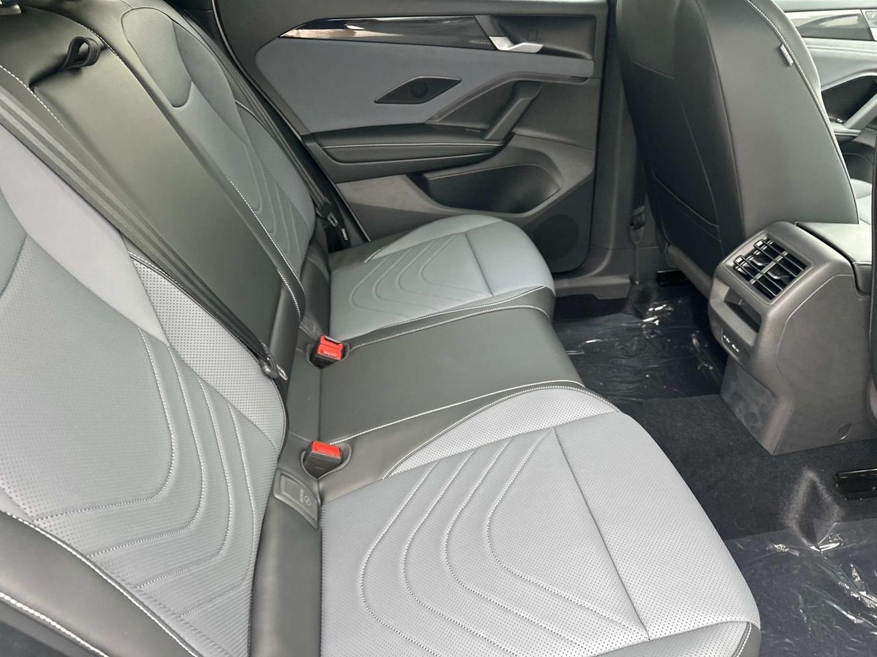 2025 Volkswagen Tiguan 2.0T SE R-Line Black Woodbridge VA