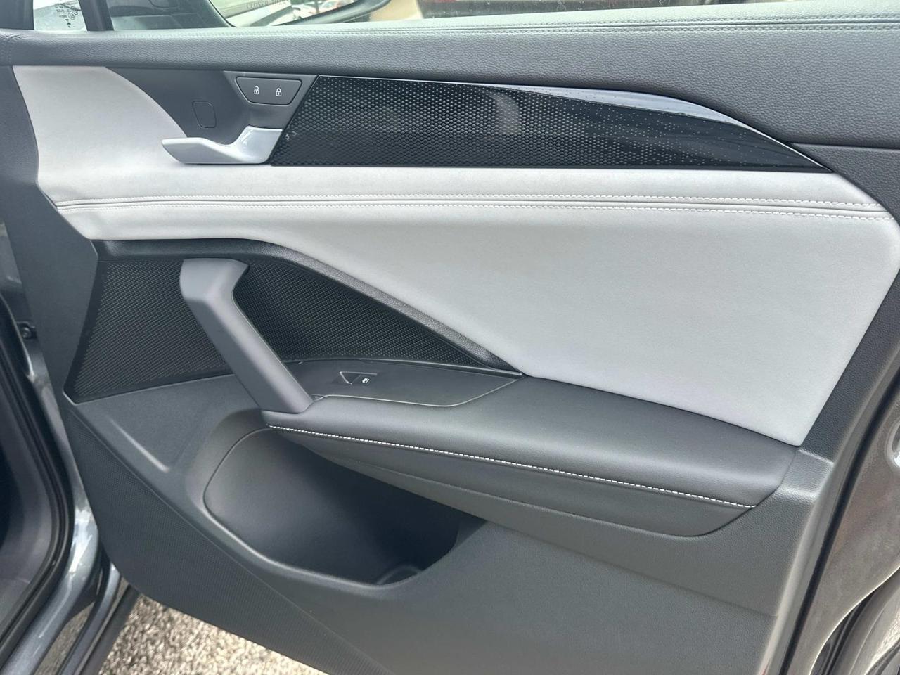 2025 Volkswagen Tiguan 2.0T SE R-Line Black Woodbridge VA