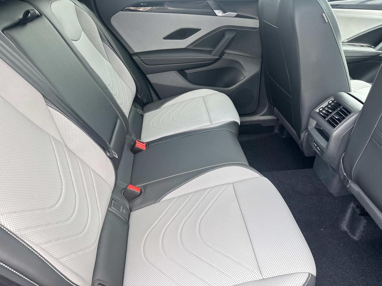 2025 Volkswagen Tiguan 2.0T SE R-Line Black Woodbridge VA