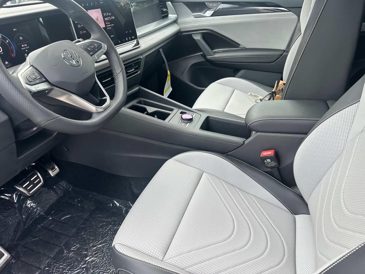 2025 Volkswagen Tiguan 2.0T SE R-Line Black Woodbridge VA