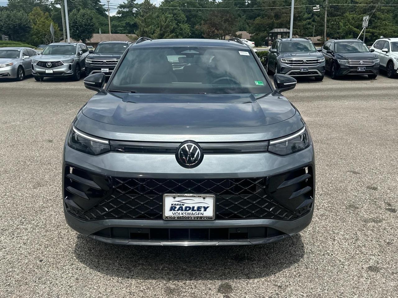 2025 Volkswagen Tiguan 2.0T SE R-Line Black Woodbridge VA