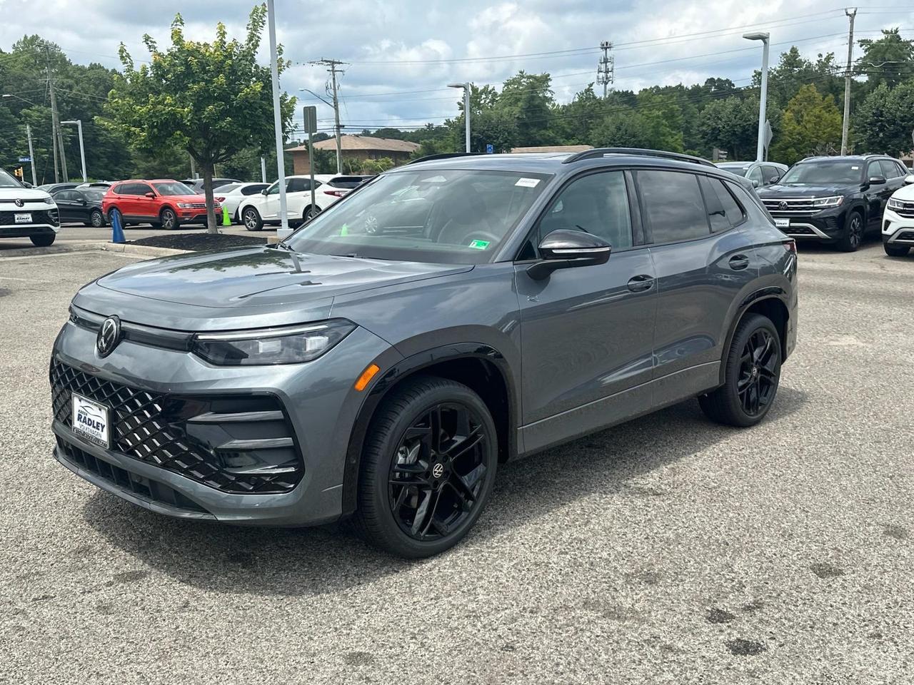 2025 Volkswagen Tiguan 2.0T SE R-Line Black Woodbridge VA