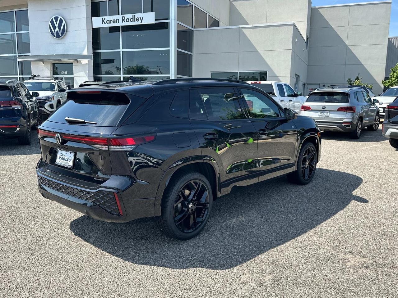 2025 Volkswagen Tiguan 2.0T SE R-Line Black Woodbridge VA