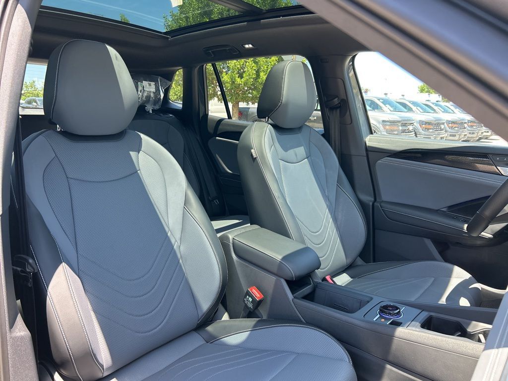 2025 Volkswagen Tiguan 2.0T SE R-Line Black Tampa FL
