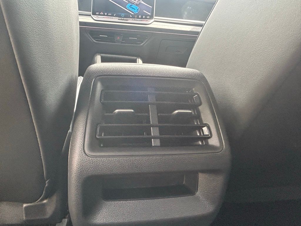 2025 Volkswagen Tiguan 2.0T SE R-Line Black Tampa FL