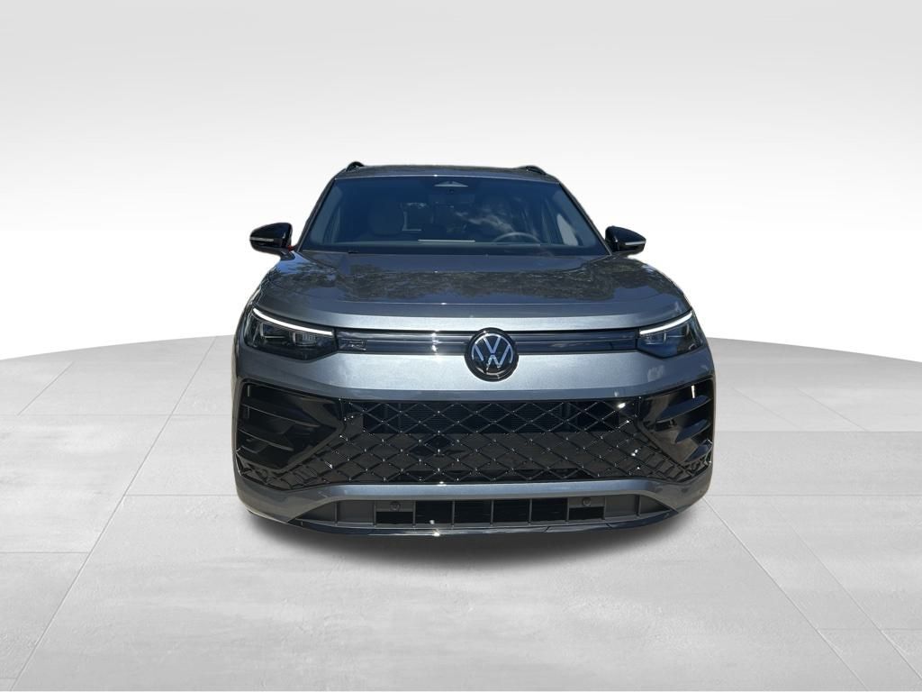 2025 Volkswagen Tiguan 2.0T SE R-Line Black Tampa FL