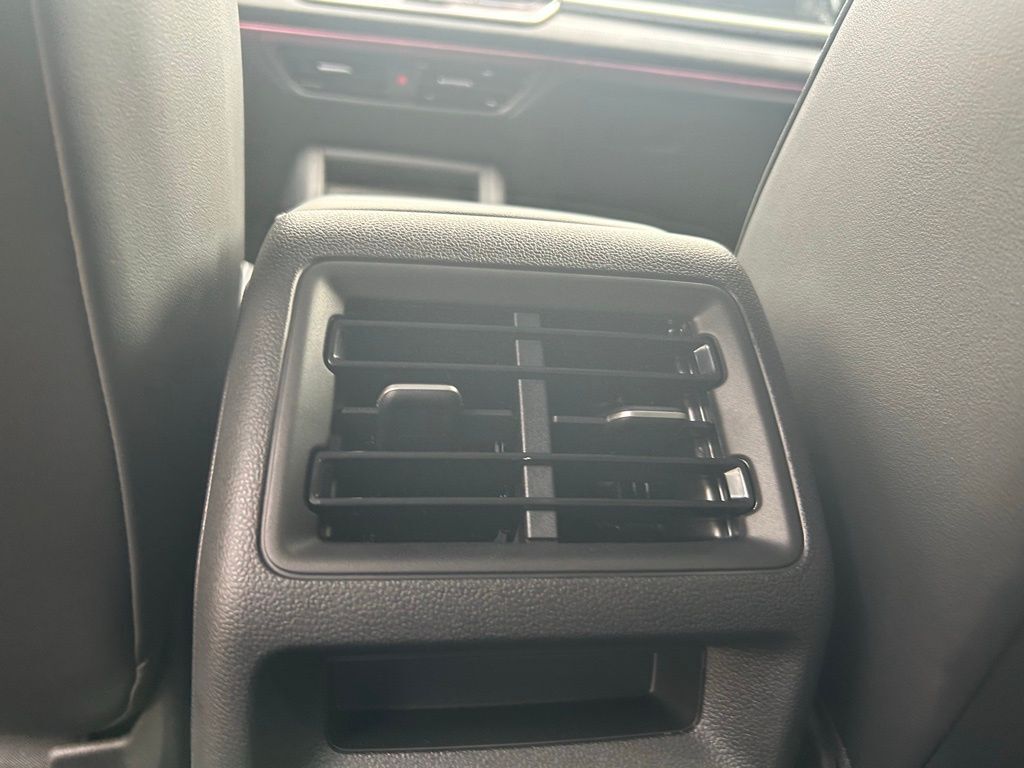 2025 Volkswagen Tiguan 2.0T SE R-Line Black Tampa FL