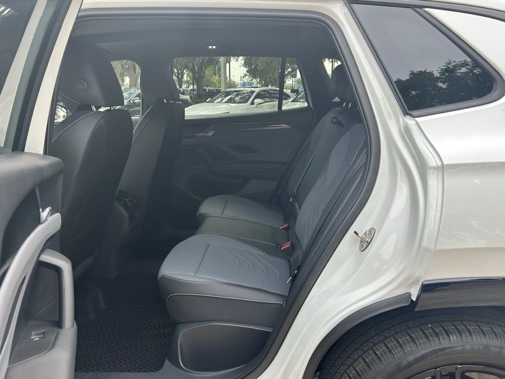 2025 Volkswagen Tiguan 2.0T SE R-Line Black Tampa FL