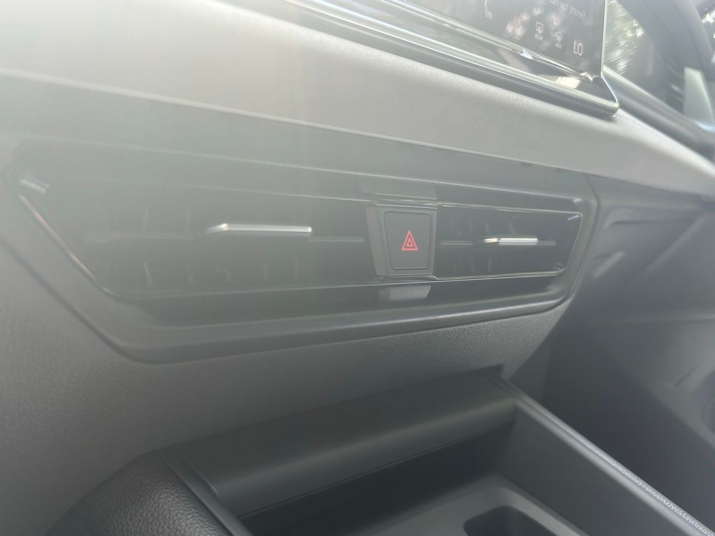 2025 Volkswagen Tiguan 2.0T SE R-Line Black Tampa FL