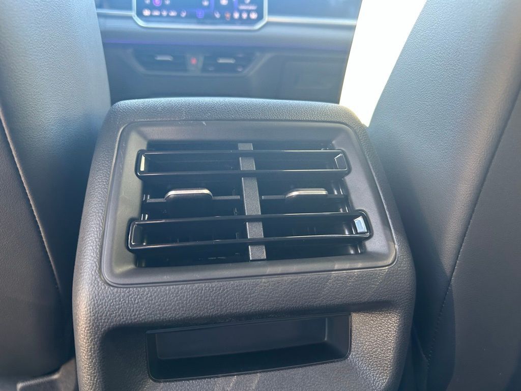 2025 Volkswagen Tiguan 2.0T SE R-Line Black Tampa FL