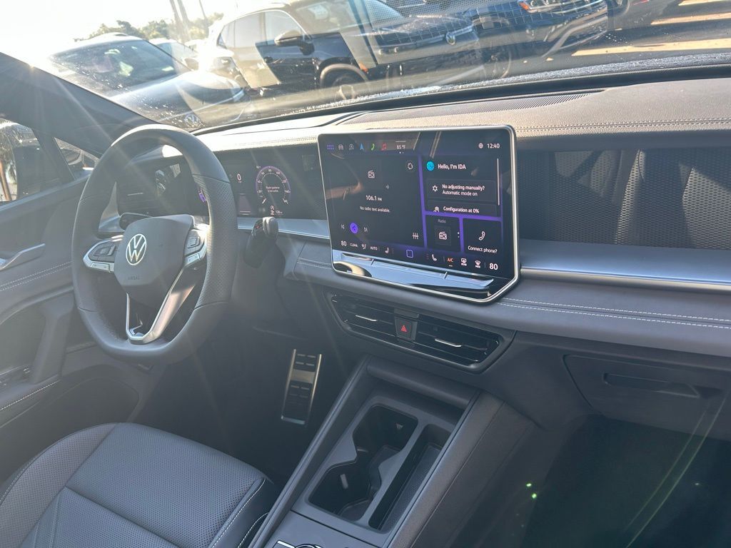 2025 Volkswagen Tiguan 2.0T SE R-Line Black Tampa FL