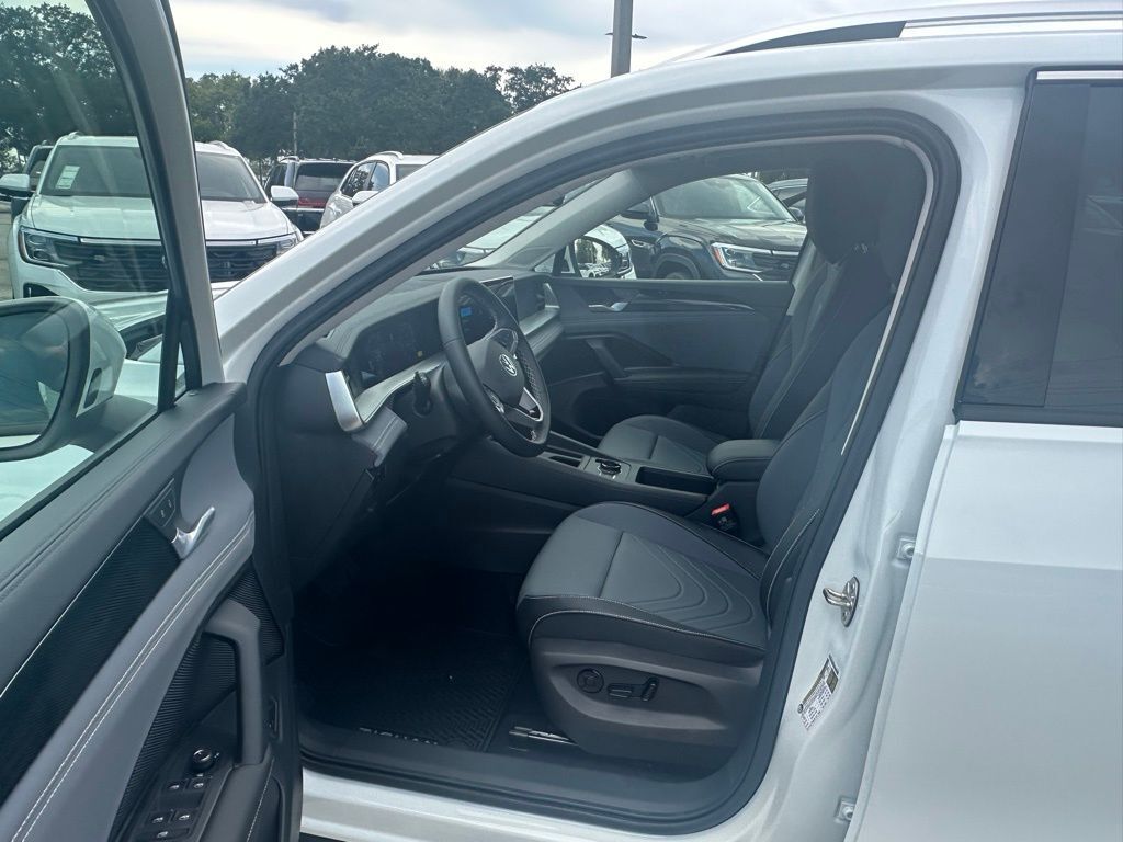 2025 Volkswagen Tiguan 2.0T SE Tampa FL