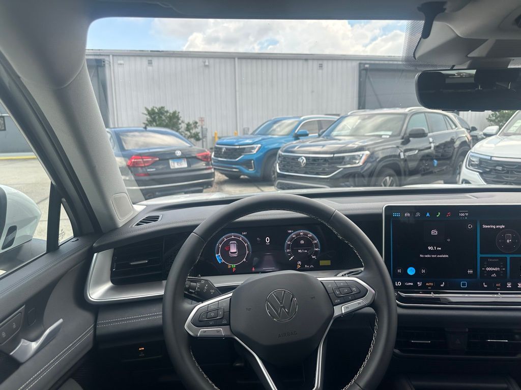 2025 Volkswagen Tiguan 2.0T SE Tampa FL